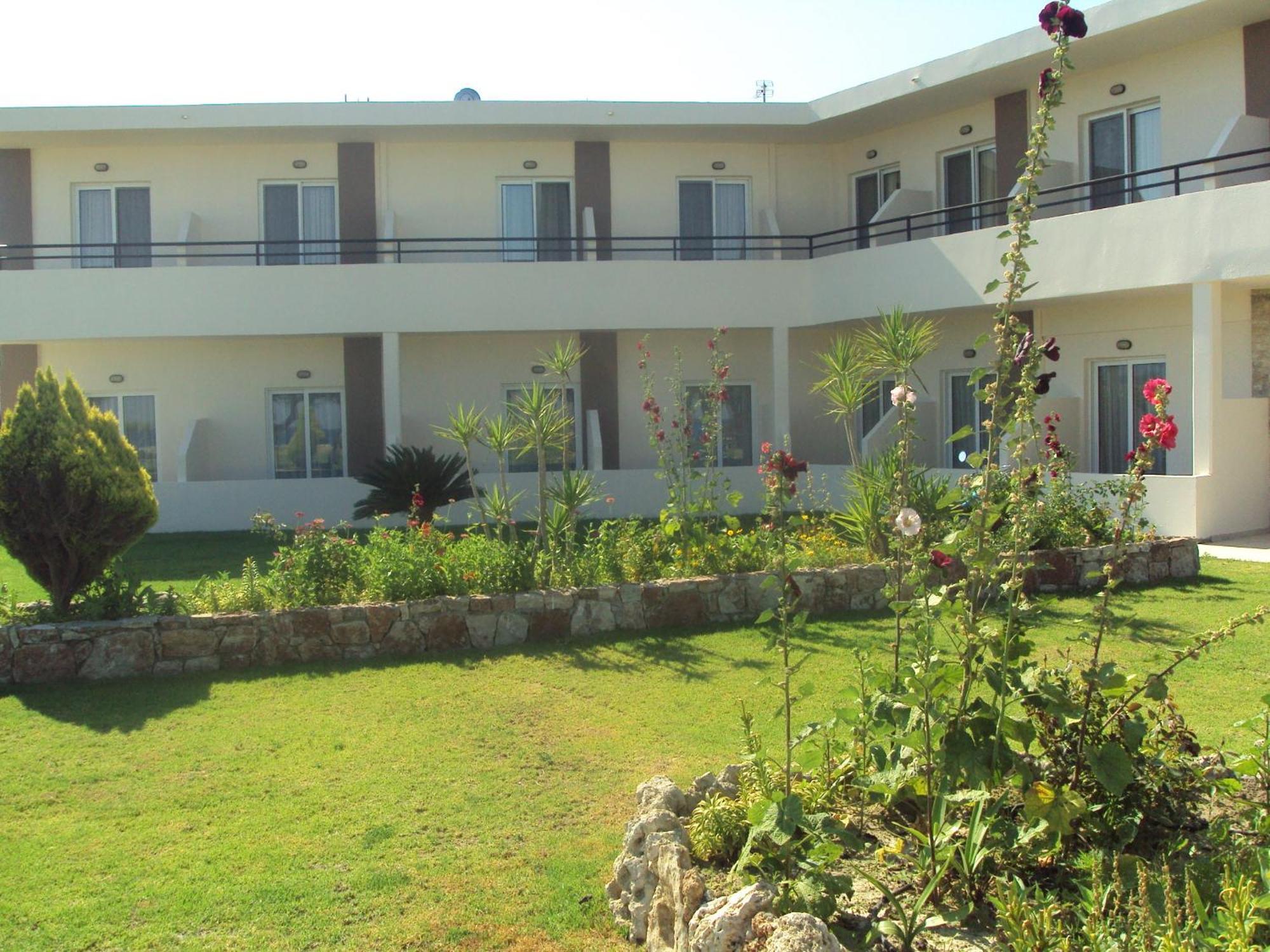 Al Mare Apartments Афанту Екстериор снимка