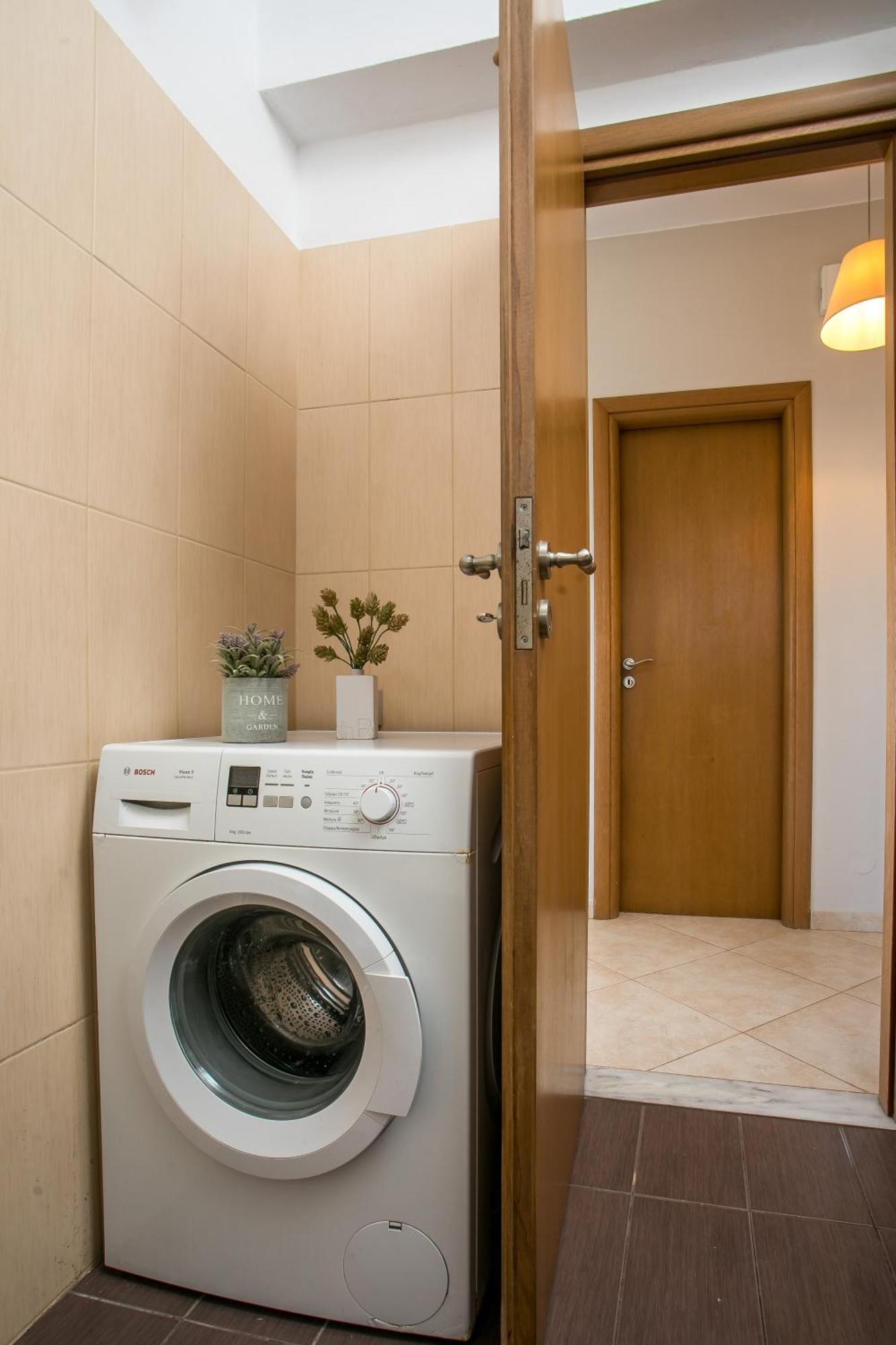 Al Mare Apartments Афанту Екстериор снимка